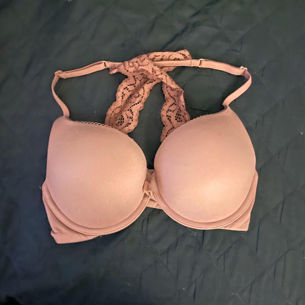 VS front close mauve push up, 32C